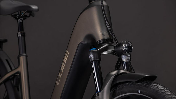 Cube Touring Hybrid Comfort SLX 800 charcoal´n´chrome