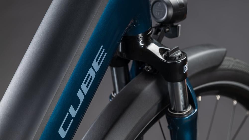 Cube Supreme RT Hybrid Comfort 600